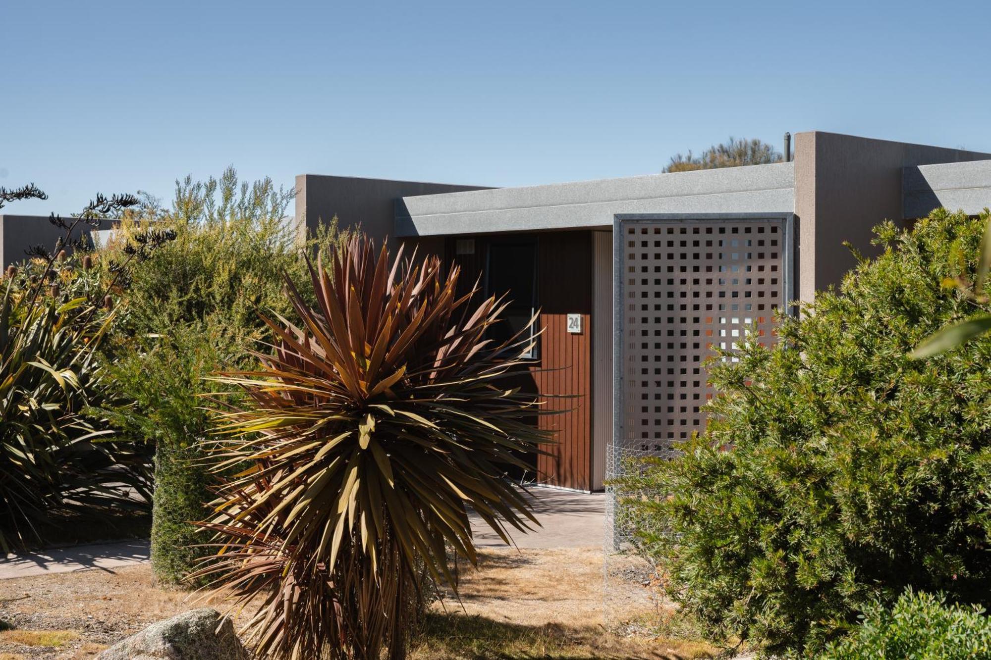 Edge Of The Bay Resort Coles Bay Bagian luar foto