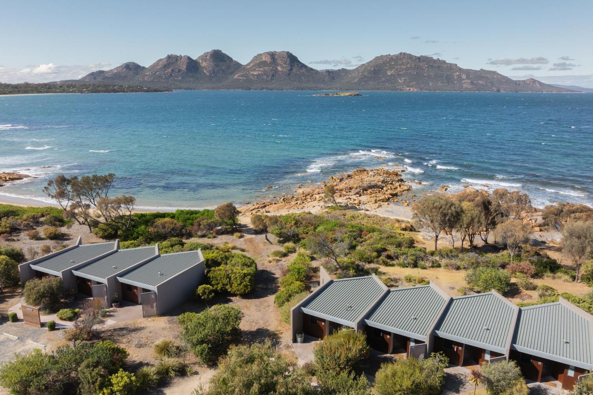 Edge Of The Bay Resort Coles Bay Bagian luar foto